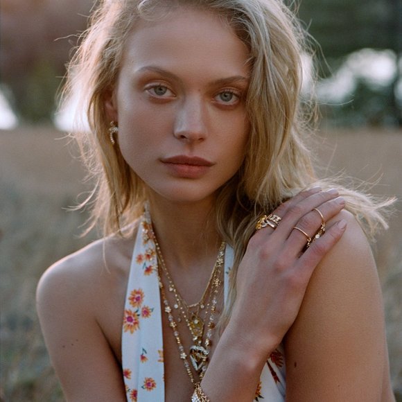 *New* Vanessa Mooney 🌸The Fiona Bracelet🌸 - Picture 1 of 7